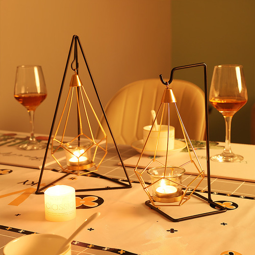 Nordic simple iron candle holder ornaments Western restaurant atmosphere decoration props romantic candlelight dinner wedding decorations