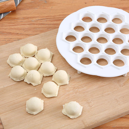 Creative 19-hole dumpling making artifact lazy dumpling making device dumpling making mold pinch dumpling device dumpling plate round shape