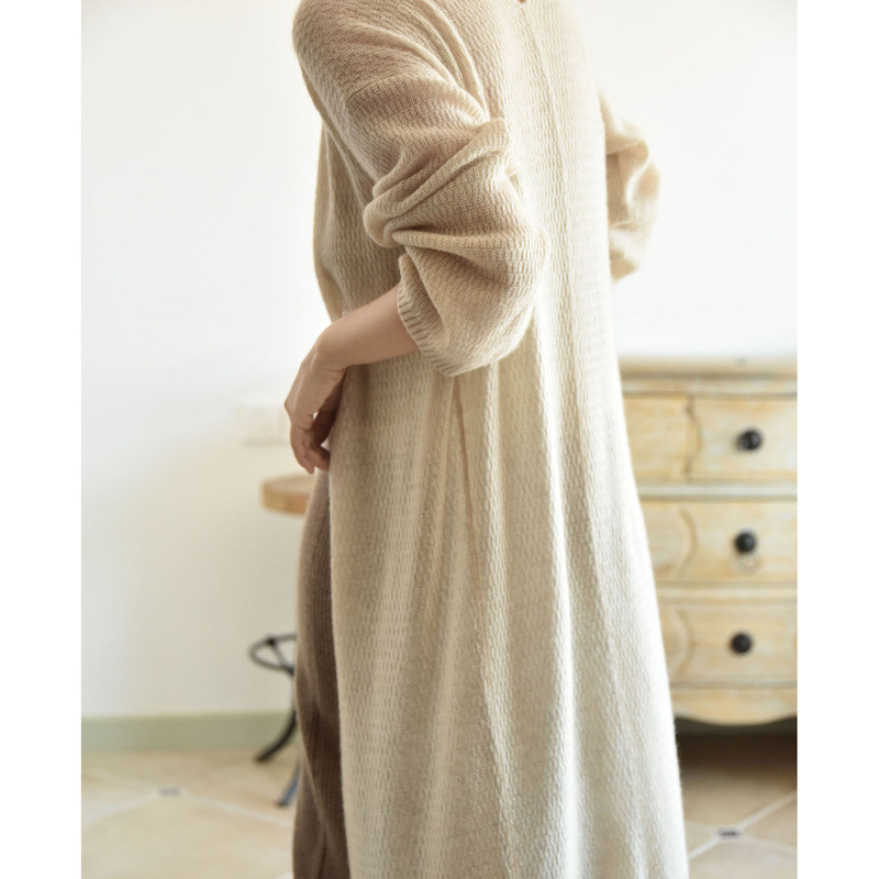 APC recommends autumn new French cashmere pointed solid color women's loose long sleeve V-neck knitted small hollow cardigan