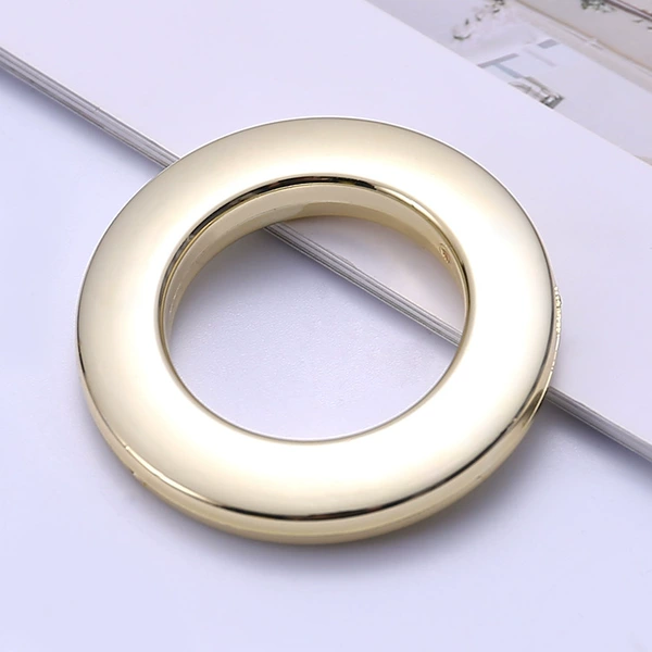 Bright Gold 28 Plane