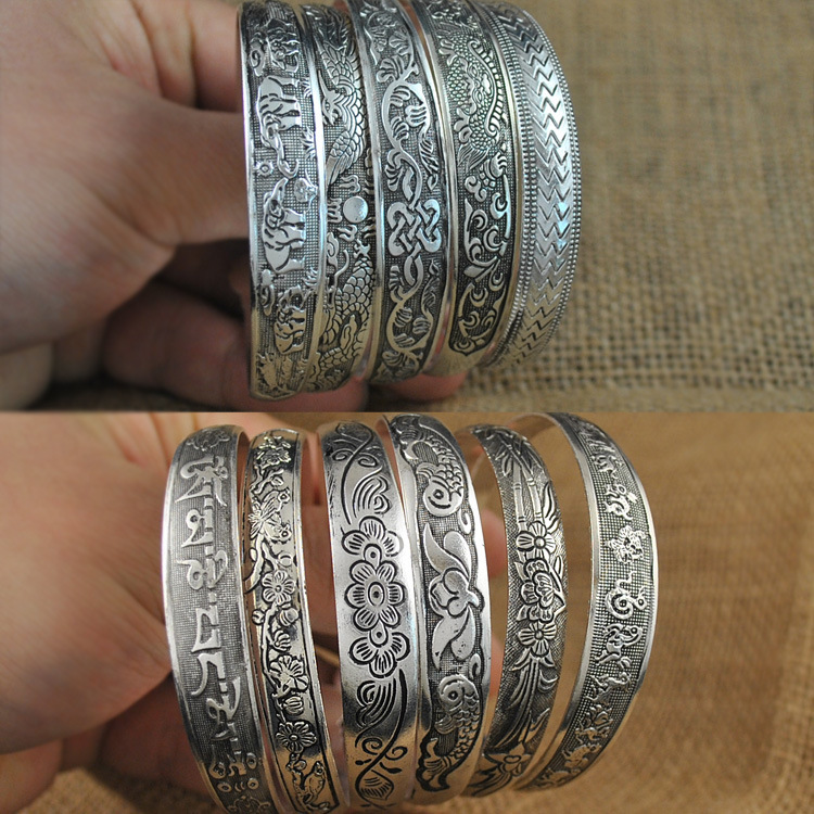 Ethnic Style Xizang Miao Silver Bracelets for Women, Retro Carved Open Bracelets, Jewelry, Scenic Spot Stalls, Yiwu Small Commodities