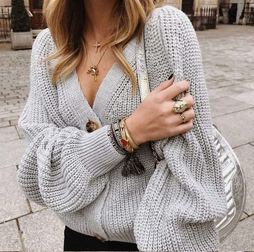 Euro-American Autumn/Winter Knitted Sweater, Solid Color, V-Neck, Buttoned, Korean-style Instagram-Worthy Layering Sweater for Women