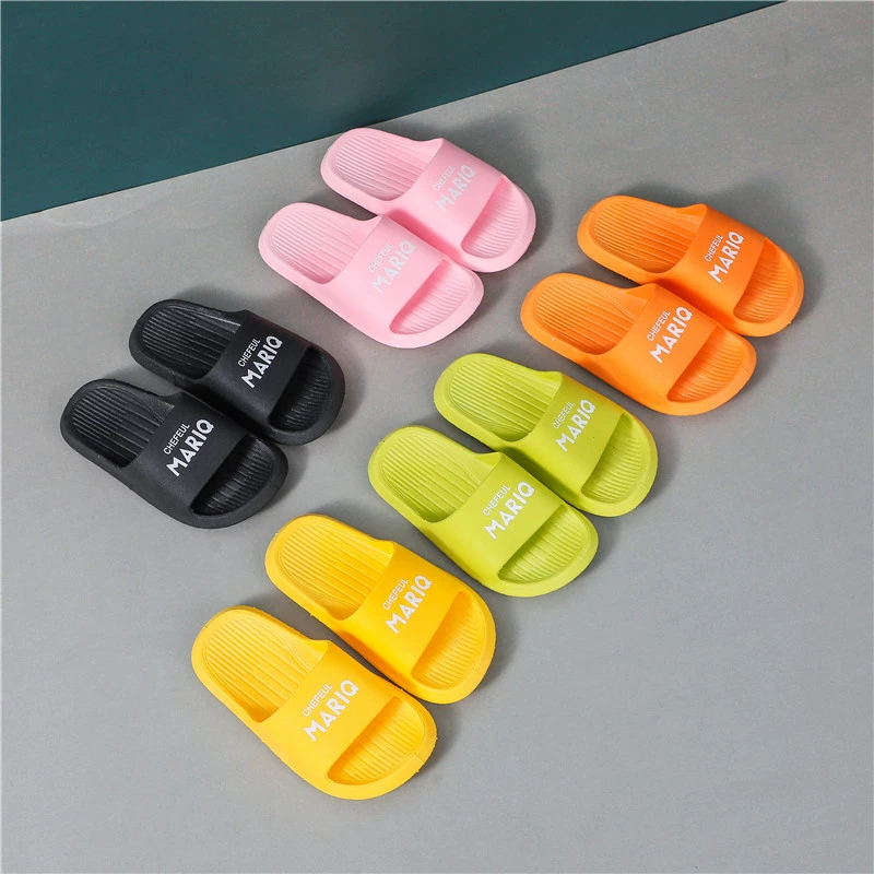 Детские тапочки для лета, для мальчиков и девочек, для домашнего использования, для купания малышей, нескользящие, на мягкой подошве, милые сандалии, нескользящие и износостойкие.