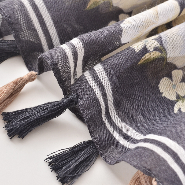 2020 Otoño e Invierno nueva bufanda de algodón y lino Comercio exterior Exportación etiqueta cortada gris oscuro elegante borla impresa larga Toalla de playa