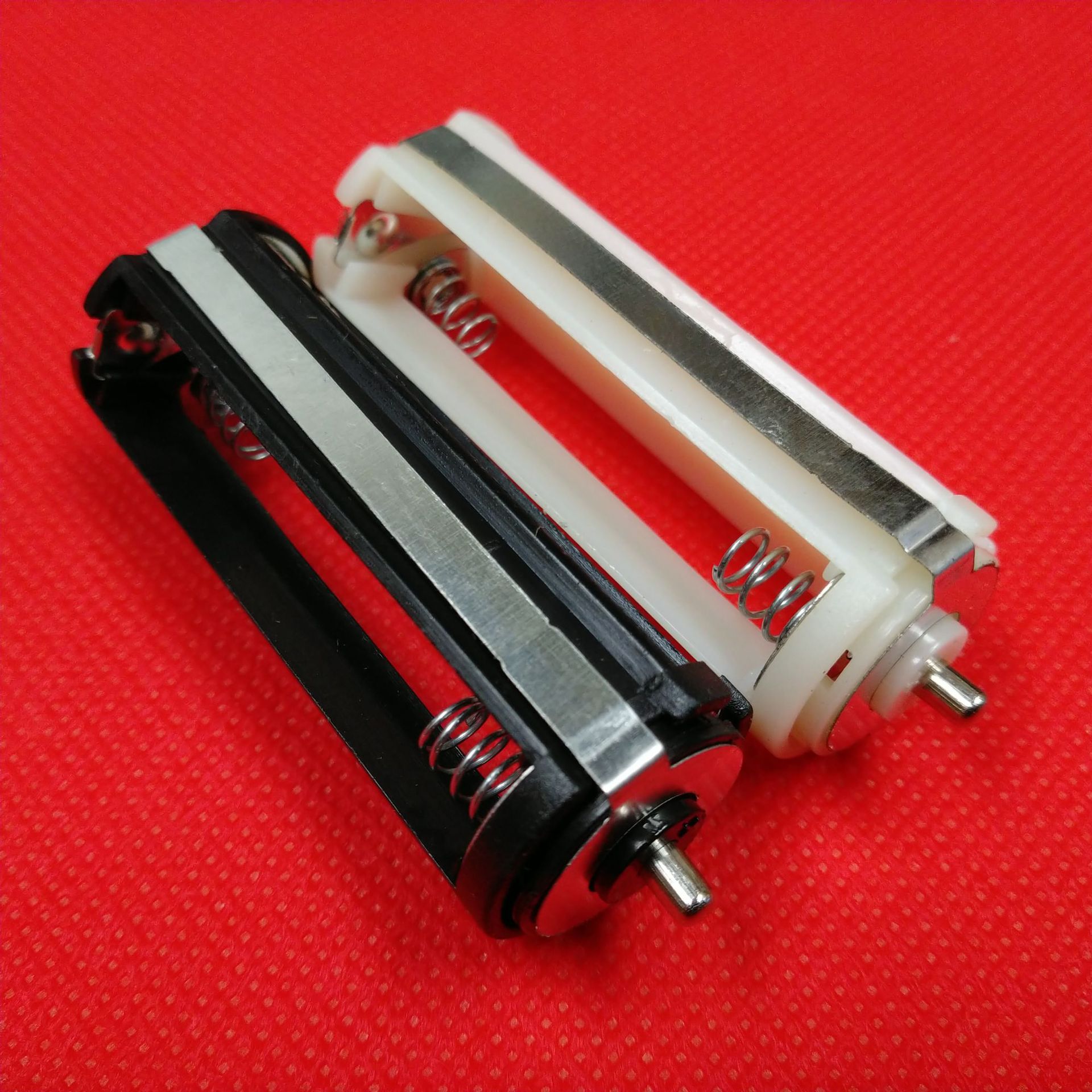 7号3节正负同极电池架3AAA电池转换筒7号3节电池盒7号电池座