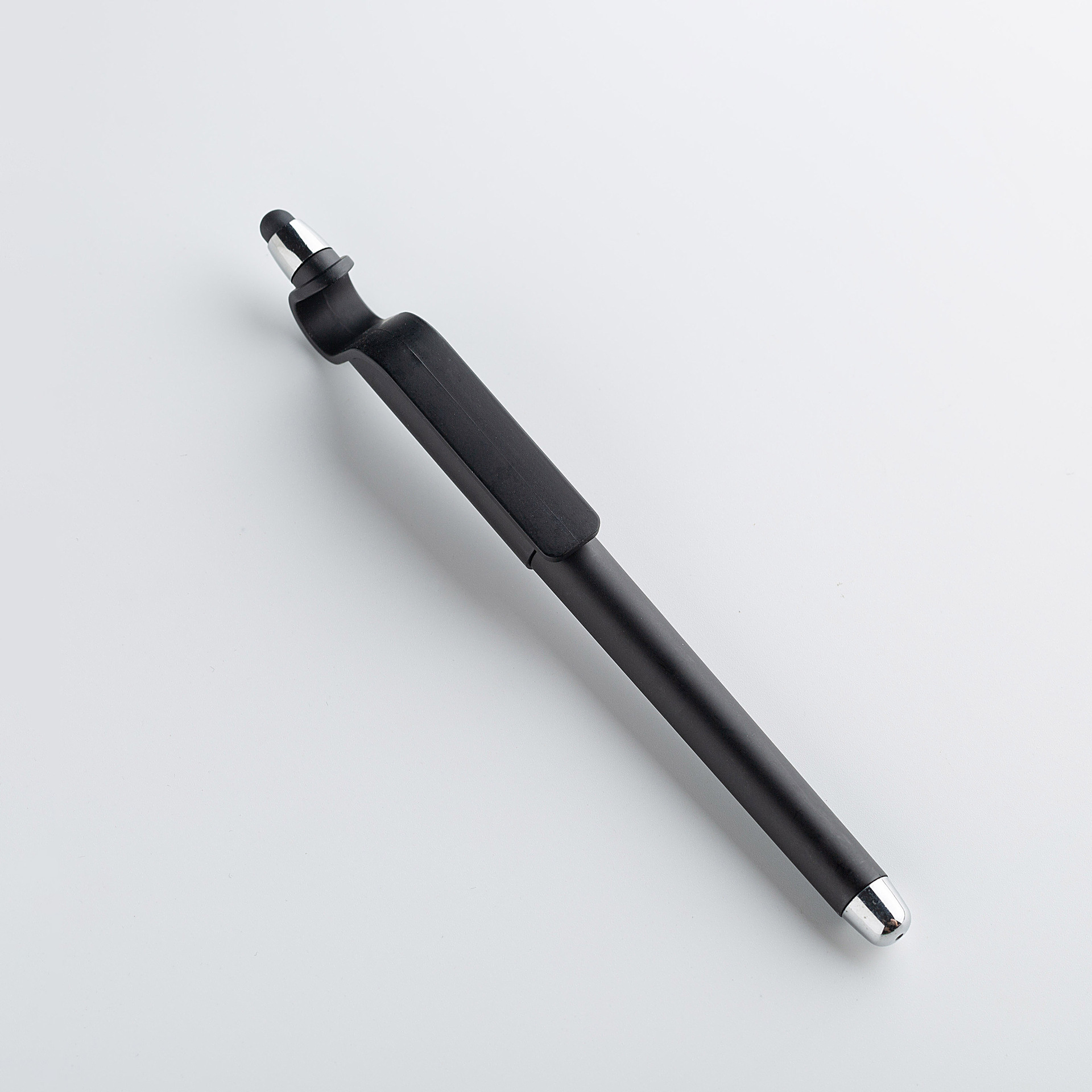 La pluma de gel publicitario puede agregar el logotipo del soporte para teléfono móvil pintura en aerosol pluma de agua promoción varilla de color multicolor función pluma al por mayor