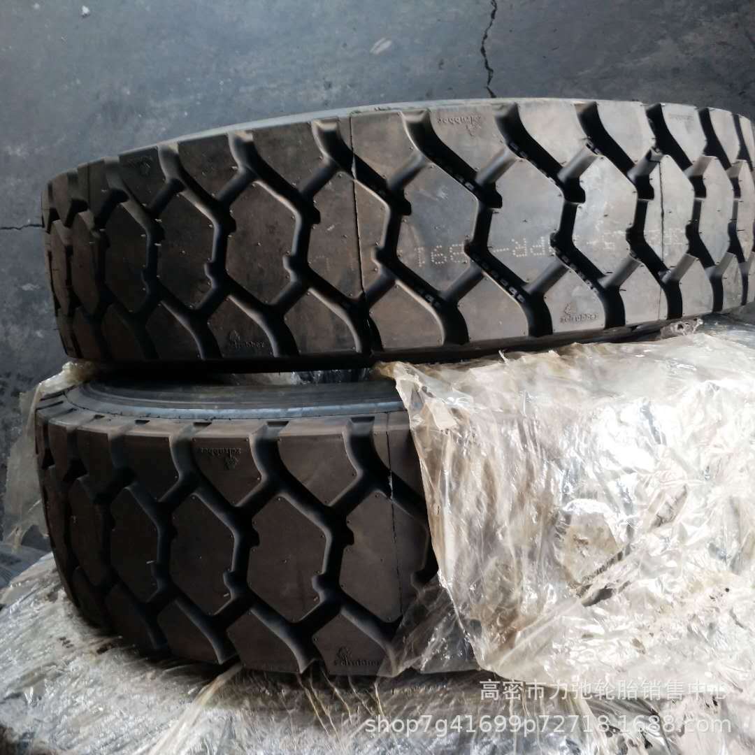 13r22.5半挂车轮胎真空胎批发花纹加深防爆抗扎厂家现货13R22.5