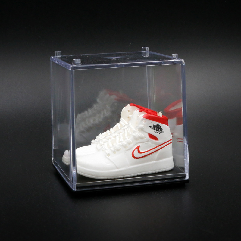 AJ zapatos de baloncesto zapatos de moda mini modelo tridimensional dedo del pie rojo y negro decoración del coche decoración de la torta modelo de zapato hecho a mano