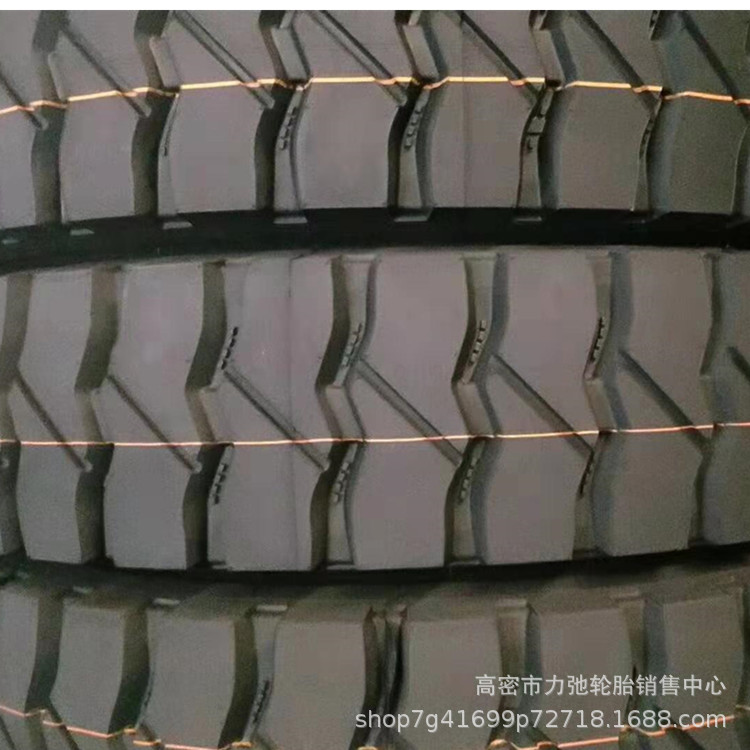 1200R20汽车轮胎钢丝胎短途自卸车搅拌车轮胎矿山花纹现货1200r20