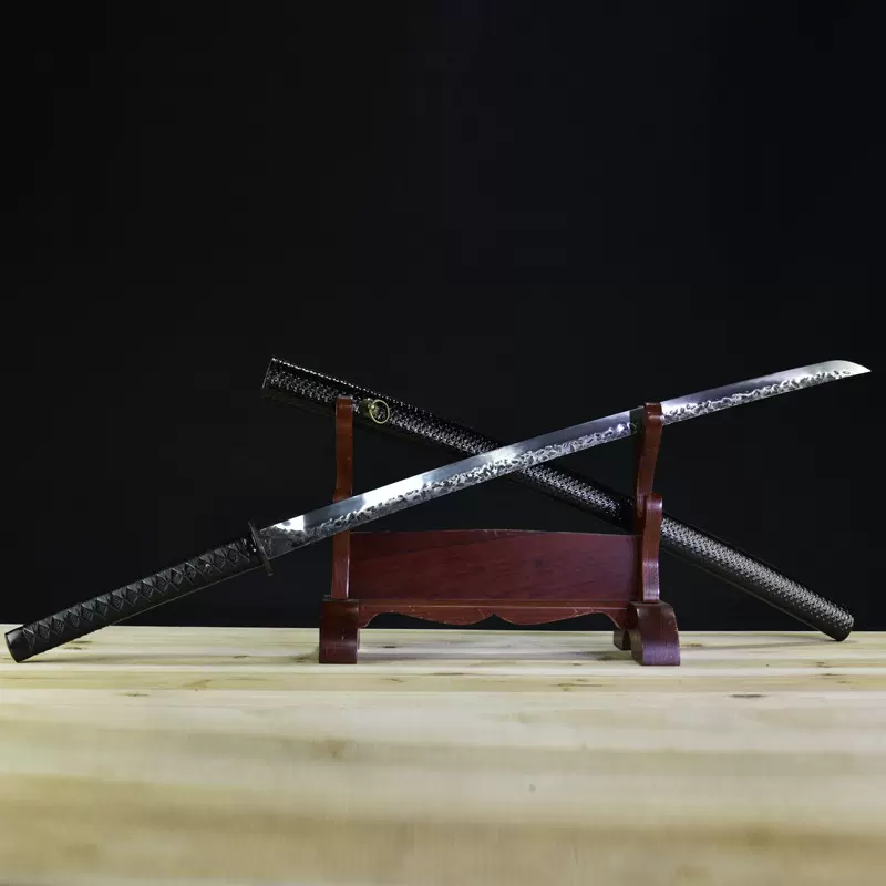 龙泉市刀剑手工锻打硬剑日式长剑高锰钢一体宝剑摆件工艺品未开刃