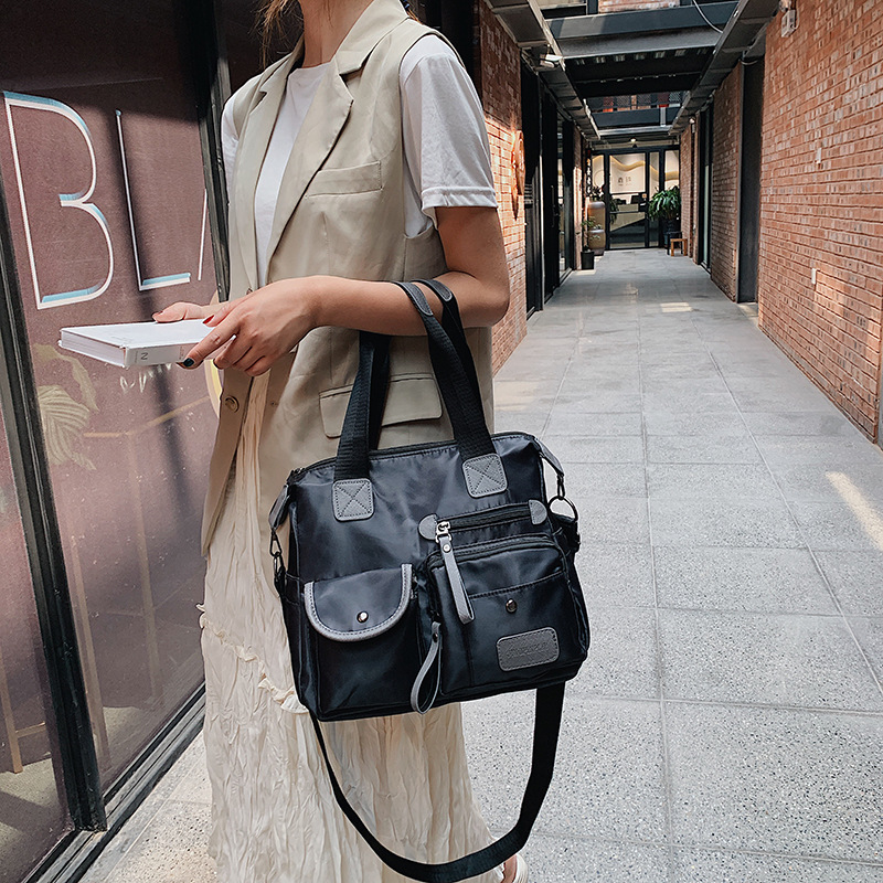 2020 nuevo bolso de las mujeres de moda europea y americana señoras bolso de la momia de nylon hombro portátil de viaje bolsa grande bolsa de AliExpress