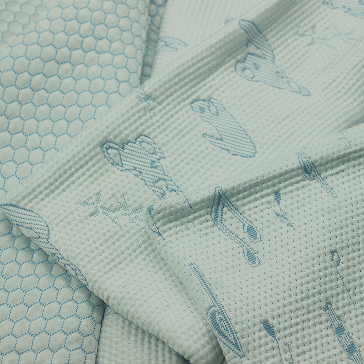 凉感PE提花3D空气层布针织纬编提花PE凉感丝锦纶夹丝布空气层面料