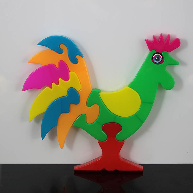Juguetes ensamblables al por mayor, bloques de plástico gallo/perro, venta directa de fábrica.