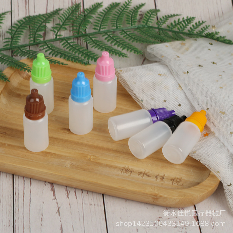 Fábrica en stock al por mayor 10ml sub-embalaje botella de gota botella pequeña botella de agente de agua de plástico botella de tinta multicolor