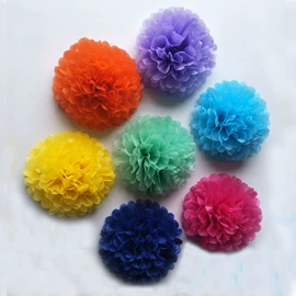 灯笼;纸质工艺品;拉花、彩带