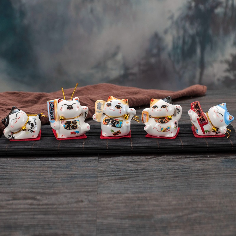 Gato afortunado decoración del coche tamaño pequeño mini lindo gato decoración del coche decoración traje decoración de la seguridad del coche