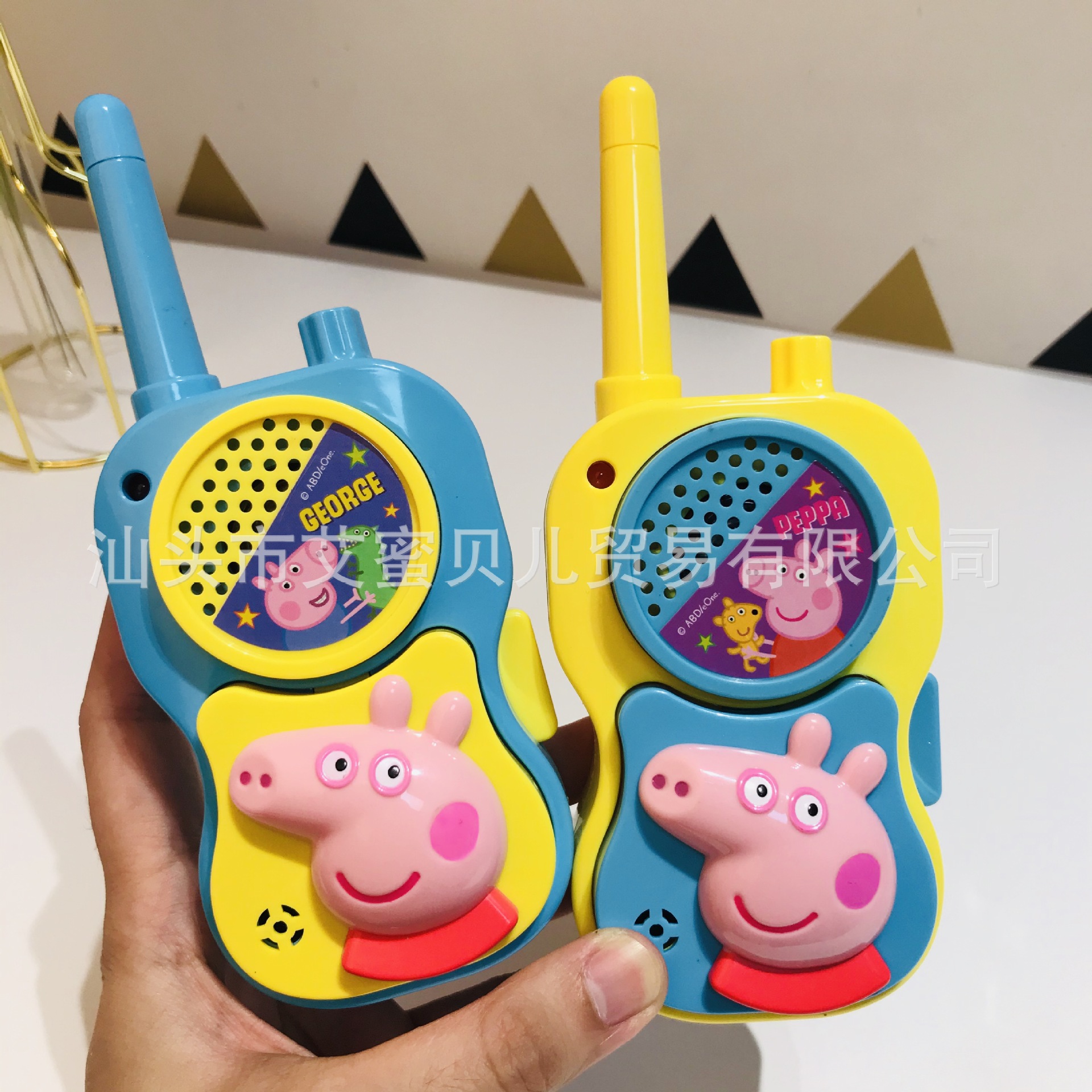 小猪佩佩猪儿童佩奇对讲机无线通话清晰无电流声电话机户外玩具