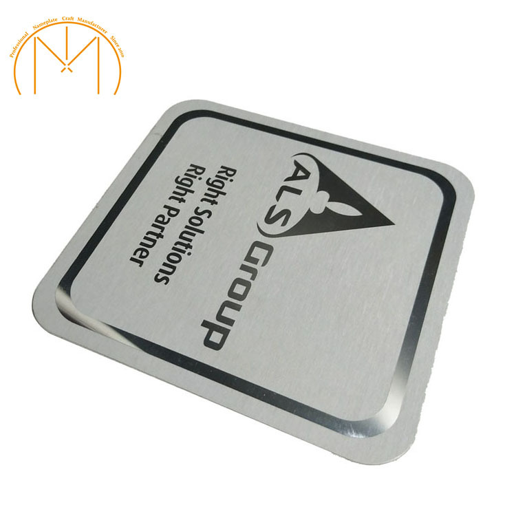 亚马逊热血热销 厂家批发印刷氧化激凸镭雕标牌 平板印刷包装标签