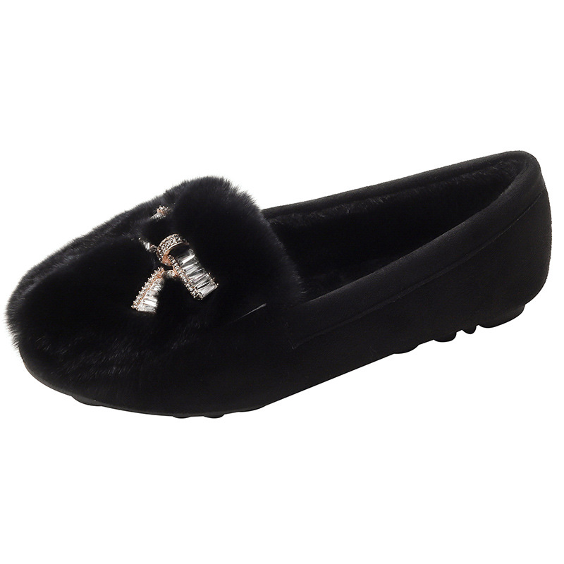 Zapatos de felpa para mujer ropa de invierno plana 2023 nuevos zapatos de guisantes con hebilla de diamantes de imitación zapatos de mujer de celebridades de Internet forrados de lana más el tamaño 41-43