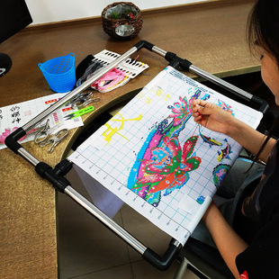 Stainless steel embroidery frame adjustable cross-stitch tool embroidery stretch large square embroidery frame handheld clip-on Suzhou embroidery