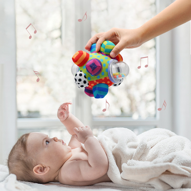Baby Bomb Ball mano agarrando la bola de traqueteo táctil sensorial tridimensional sonajero Bola de tela 0-1 años de edad bebé juguete mano agarrar la bola