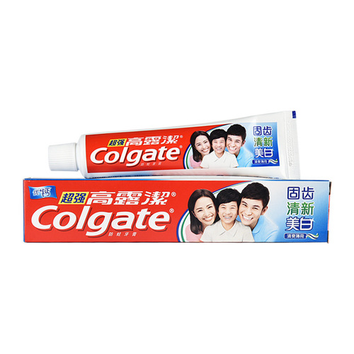 Colgate Cavity Protection Fresh Breath Mint Toothpaste for Strong Teeth and Gums, Family Size 90g