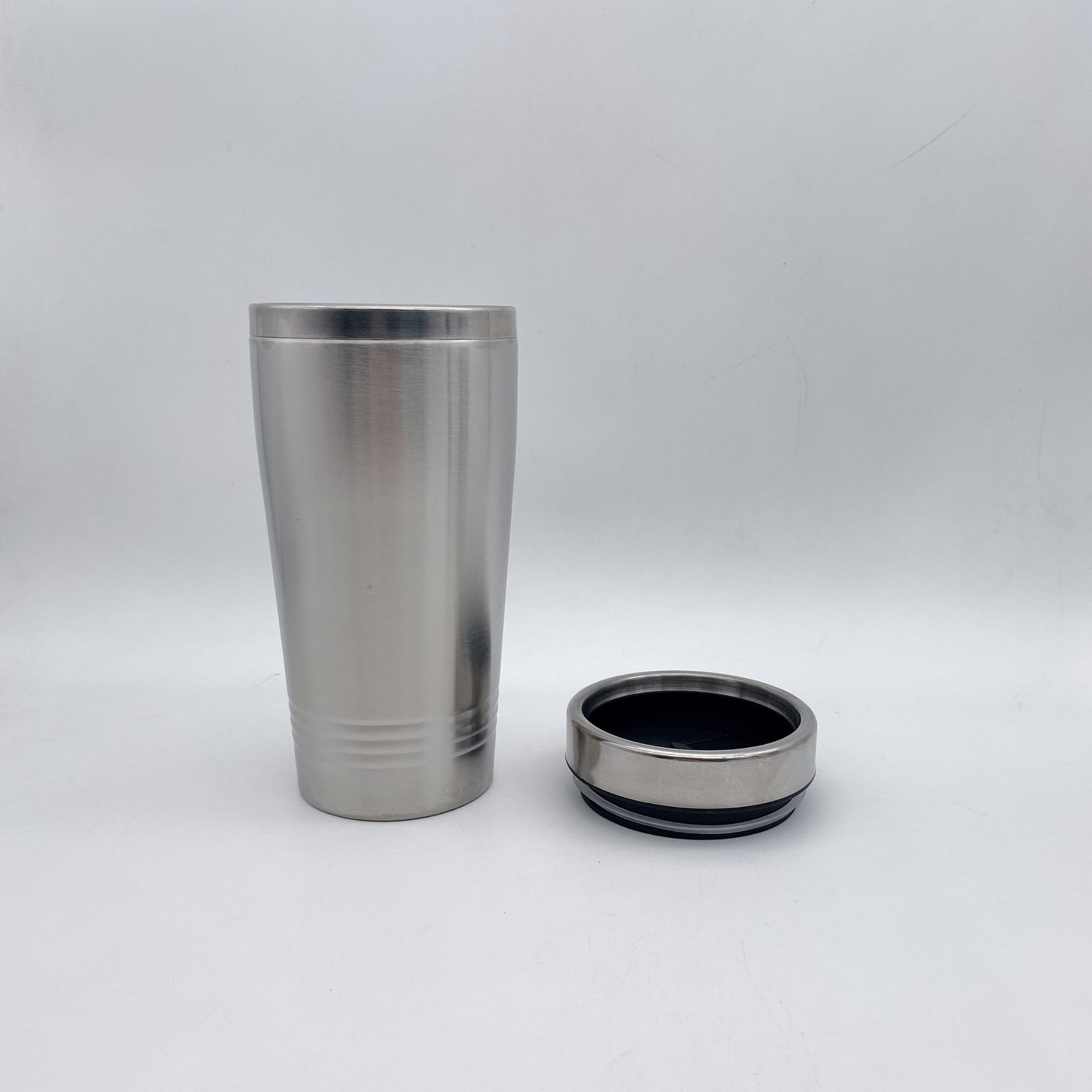 Fábrica al por mayor de doble capa de acero inoxidable de tres hilos taza de coche taza de oficina de regalo de coche taza de acero inoxidable de 450mL