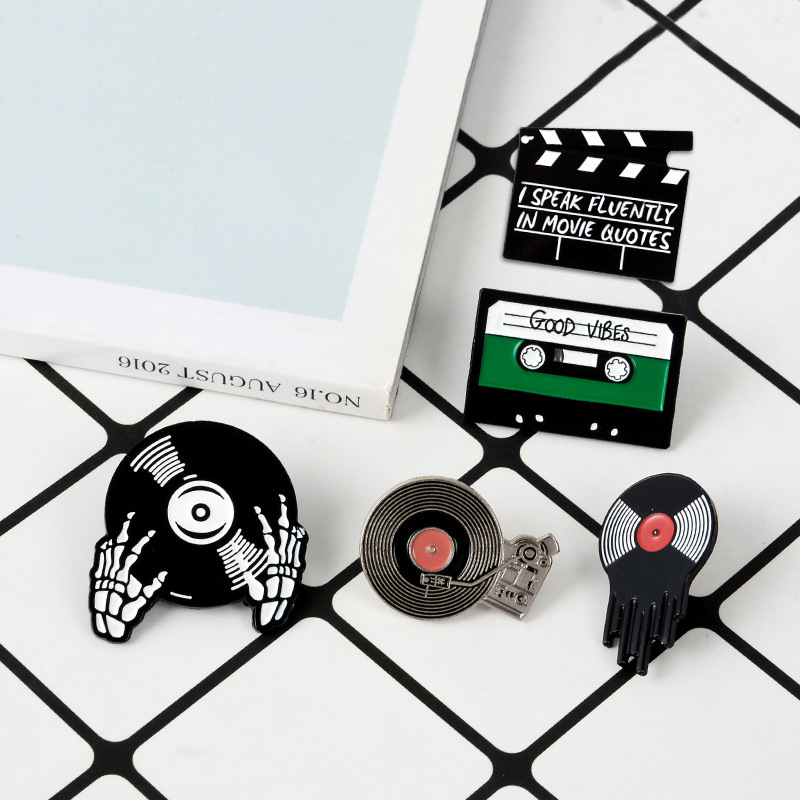 creative cartoon retro accessory