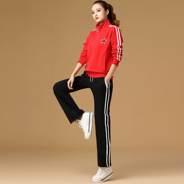 Five-star red jacket + five-star black sweatpants