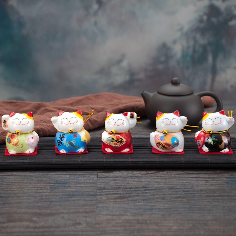 Gato afortunado decoración del coche tamaño pequeño mini lindo gato decoración del coche decoración traje decoración de la seguridad del coche