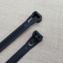 �F؛����ʽ������������؏�ʹ�úڰײ�ɫ���Ͽ��۹̶�������