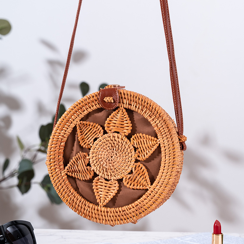 新作insネット紅女包斜めショルダー草編み透かし彫り文芸編み籐編みバケツ包み草編みバッグ