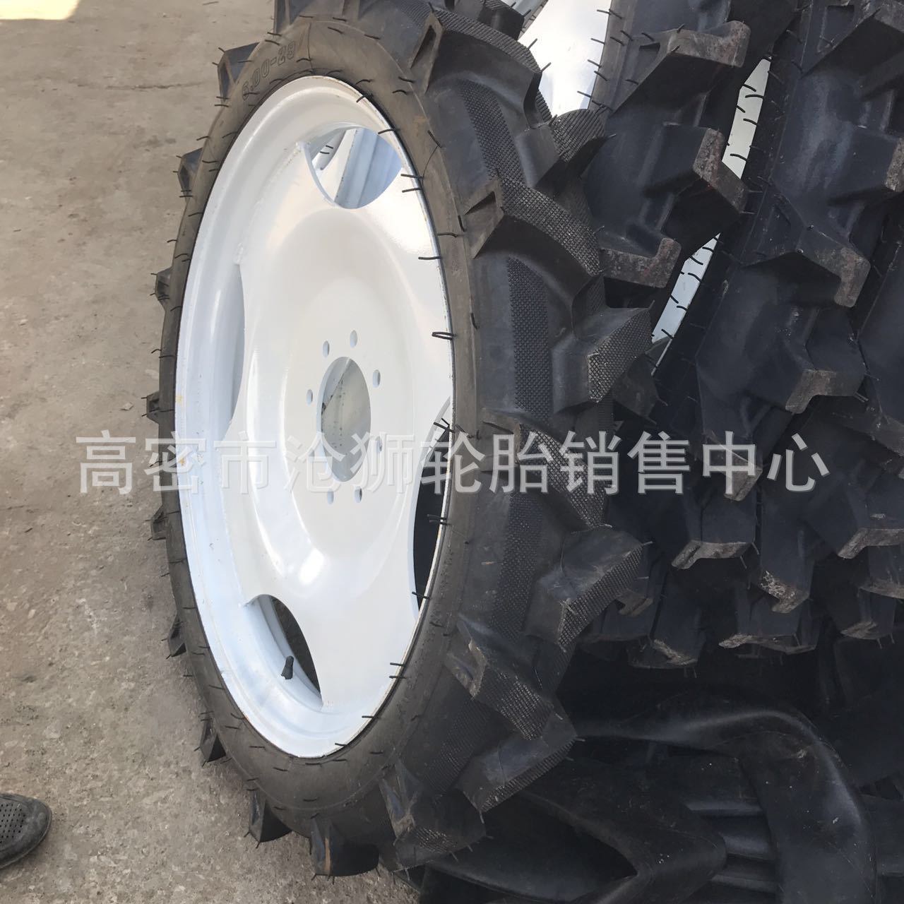拖拉机改装 喷药机轮胎600-29 打药机轮胎500-32/36/38/42