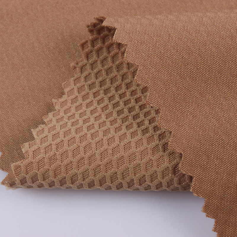 热卖T400足球格面料防泼水冲锋衣 登山布 时尚风衣服装用布