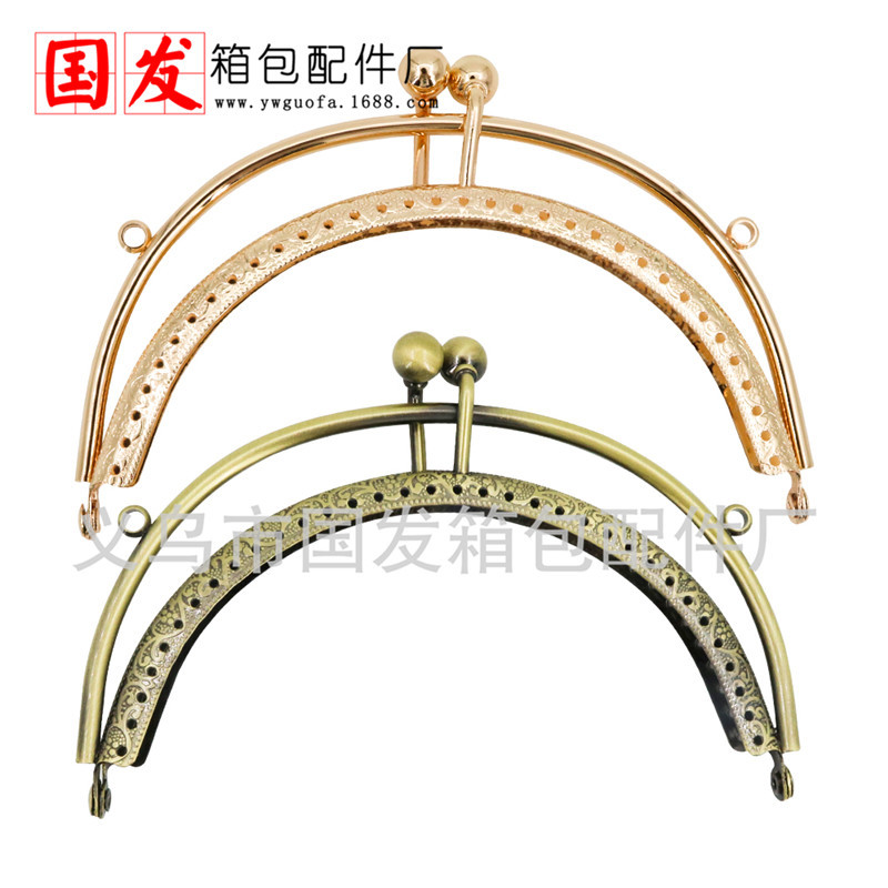 Cable de hierro de 12,5 cm, auriculares dobles, boca, monedero en relieve curvo dorado, hebilla de hardware al por mayor