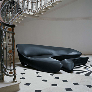 Modern minimalist fashion designer Nordic living room FRP hotel lobby Mall Hall arc moon sofa