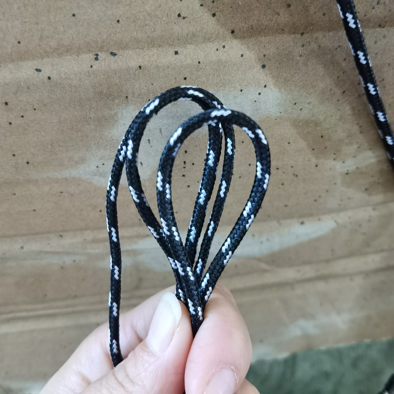 热销口罩绳防风口罩挂绳防风绳防丢挂绳圆绳编织绳现货绳子供应