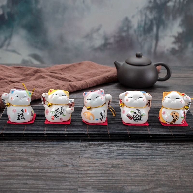 Gato afortunado decoración del coche tamaño pequeño mini lindo gato decoración del coche decoración traje decoración de la seguridad del coche