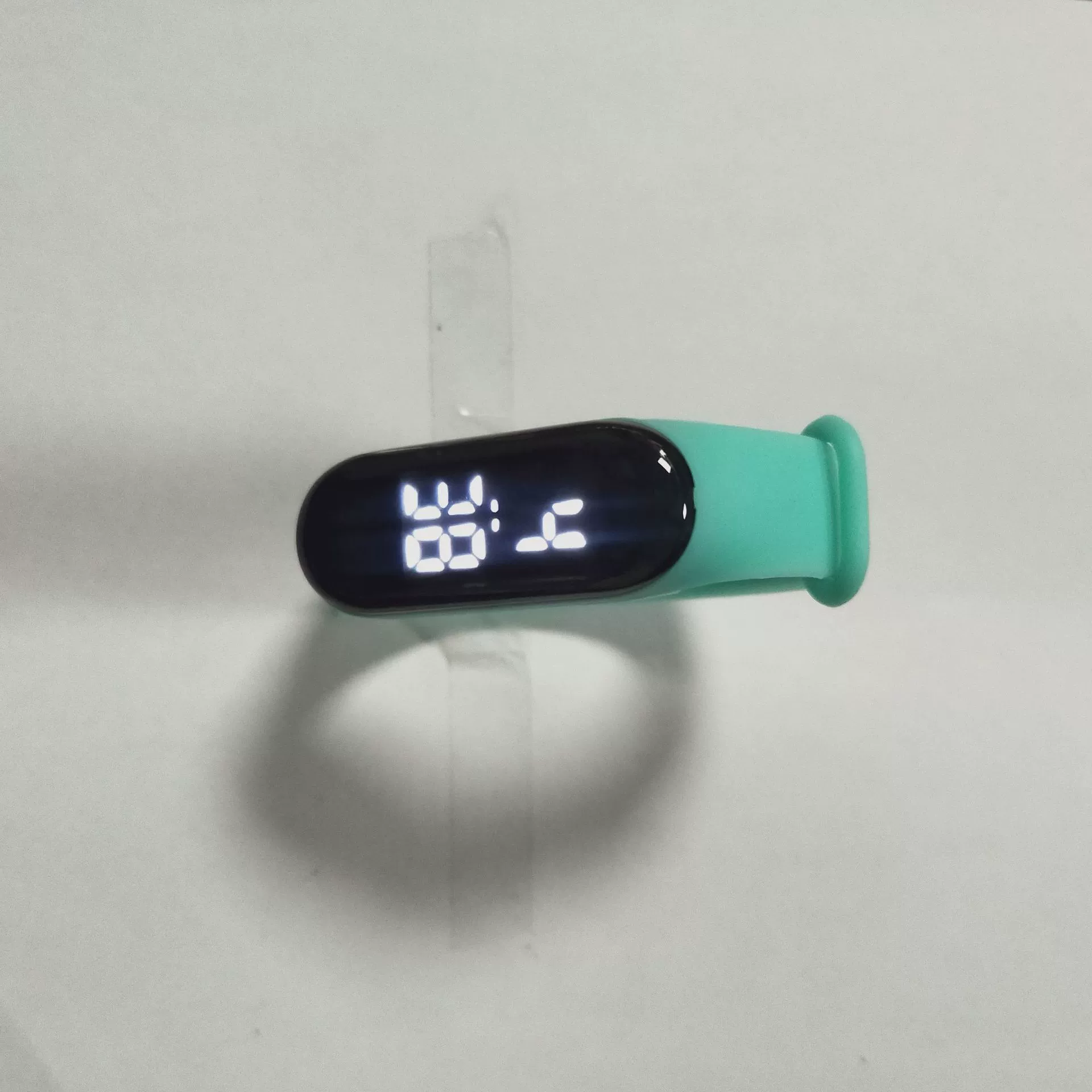 Силиконовые электронные часы, водостойкий LED-дисплей, силиконовый ремешок — подарочная упаковка, множественные цвета