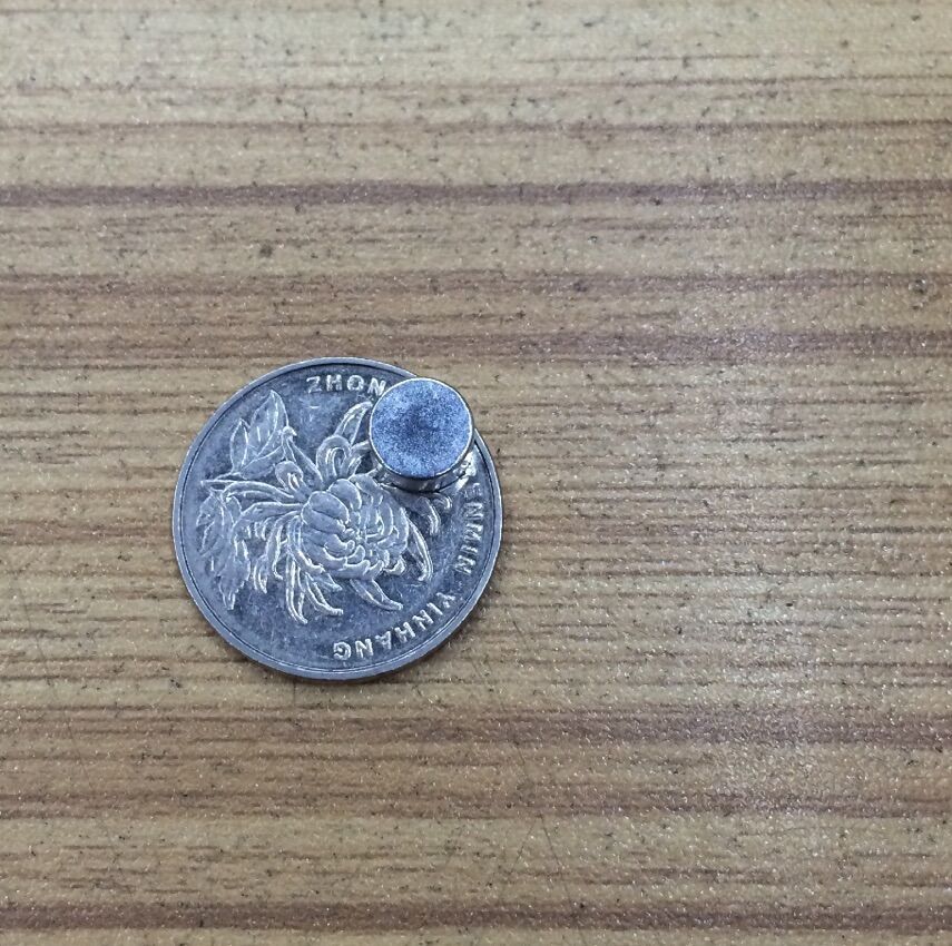 厂家直销 圆形小规格 强力磁铁 强磁铁 钕铁硼磁铁8*4现货