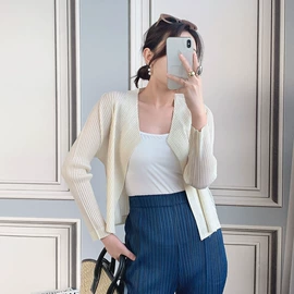 连衣裙;女式T恤;时尚休闲套装