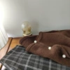Коричневый