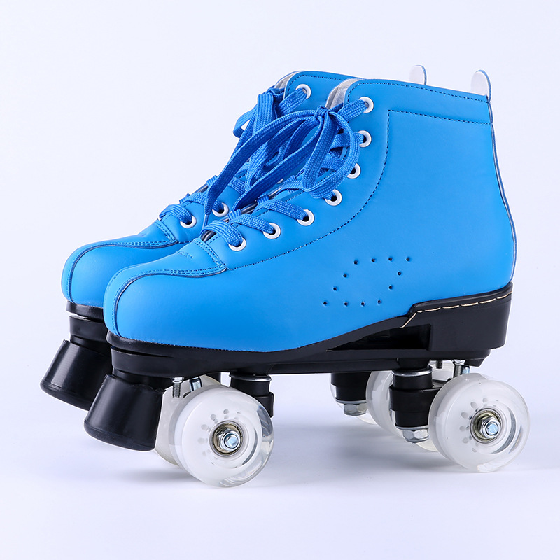 Fábrica al por mayor patines de cuatro ruedas tamaño libre polea de doble rueda púrpura rosa azul patines patrón flash rueda patines