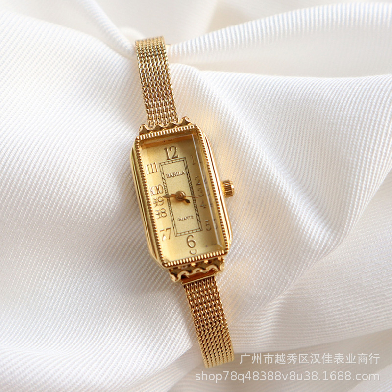 Agete Retro Rectangular Dial Watch, Light Luxury, Waterproof, Elegant, Simple, Exquisite, Carved Small Gold Watch for Women