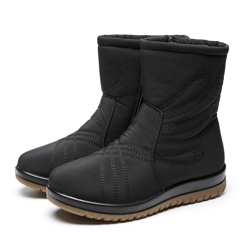 Botas de nieve transfronterizas para mujeres forradas de lana engrosadas impermeables antideslizantes cálidos antideslizantes zapatos acolchados de algodón para botas de Madre de mediana edad