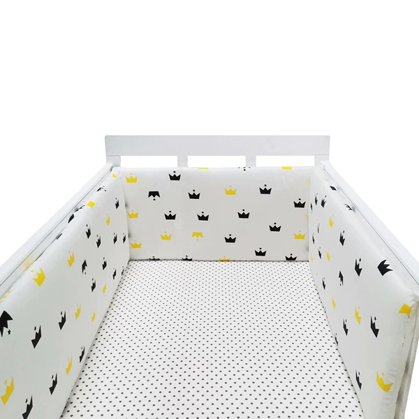 NO17 white background yellow and black crown