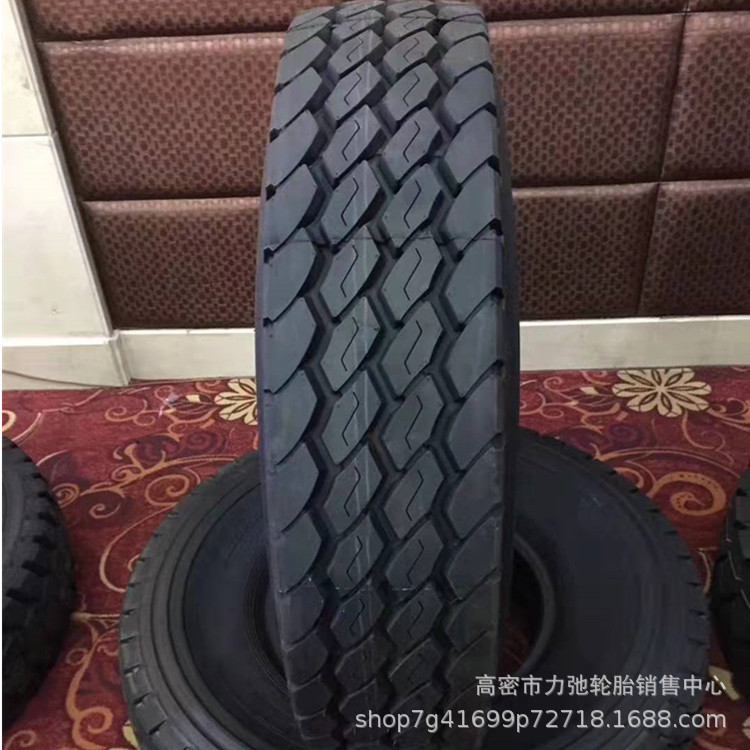 1200R20汽车轮胎短途自卸车轮胎矿山花纹加深重载现货批发1200r20