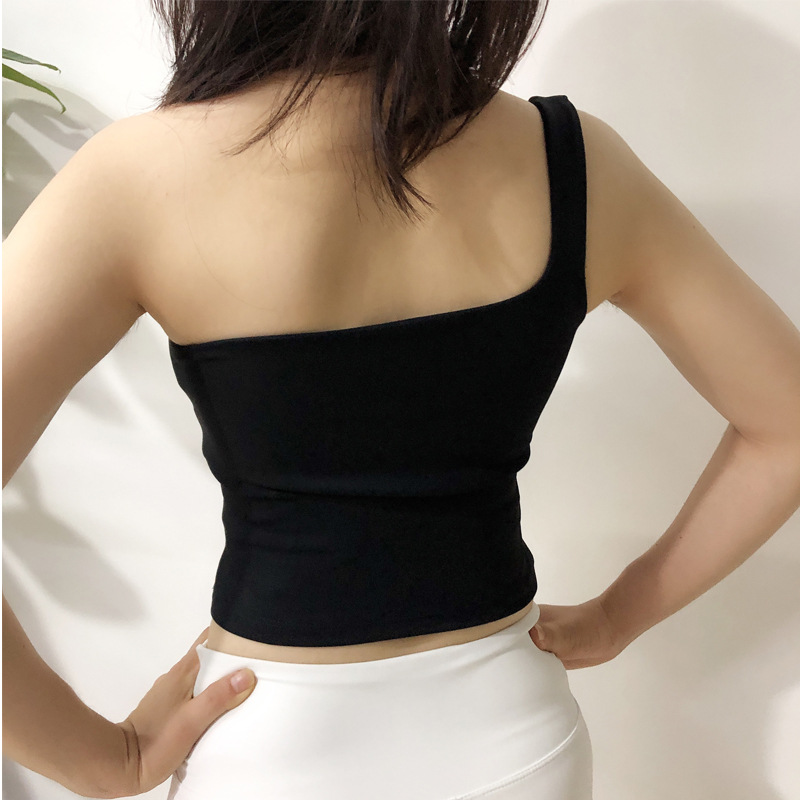 2020 nuevo chaleco de fitness deportivo Red de mujer rojo solo hombro Comercio exterior envuelto en el pecho alta absorción de humedad elástica de secado rápido top de entrenamiento