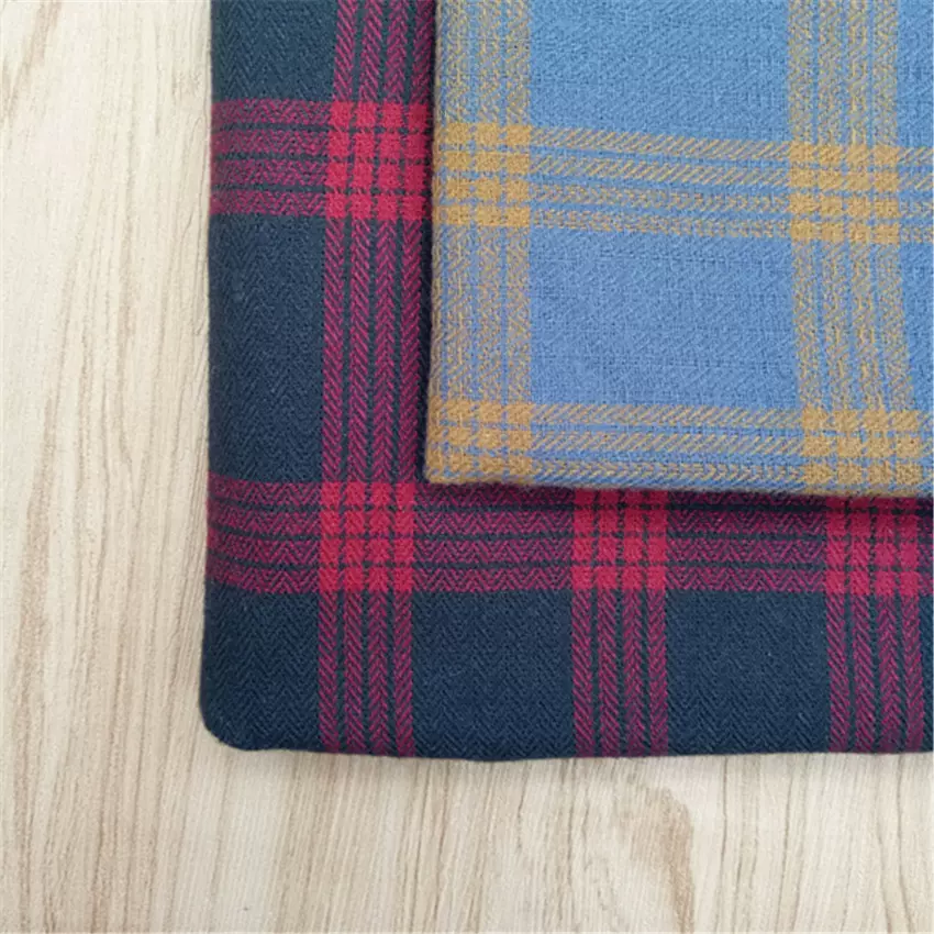 21支涤棉色织斜纹磨毛混纺布衬衫外套服饰面料 涤棉色织双面绒布