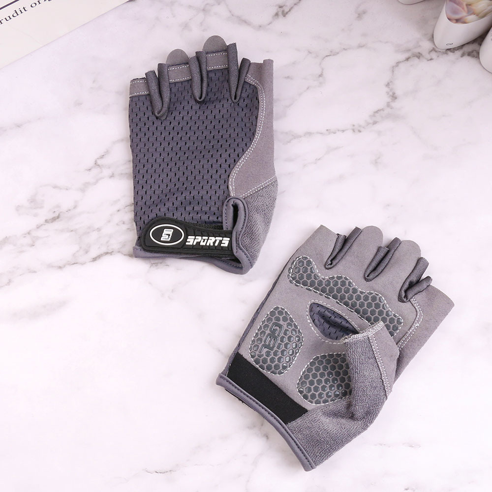 Nuevos niños montando medio dedo guantes delgados de alta elástica deportes al aire libre patinaje bicicleta niños guantes sin dedos